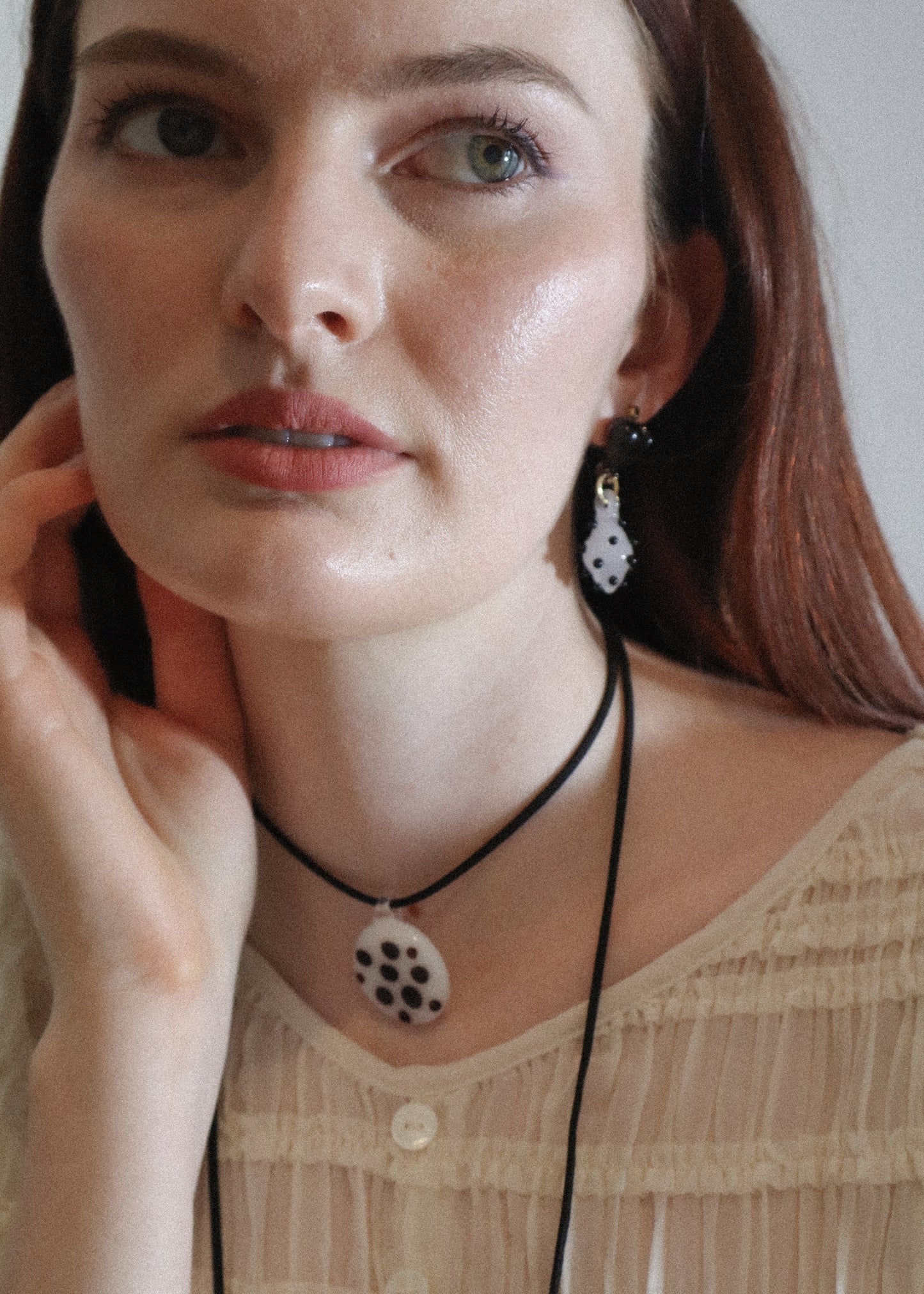 Love Bug Droplets - White/Black