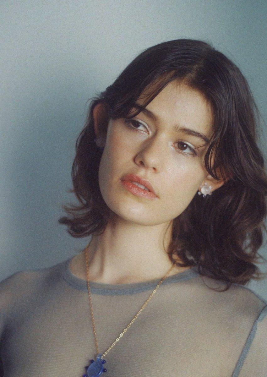 L'eau Bud Stud by Jean Riley jewellery